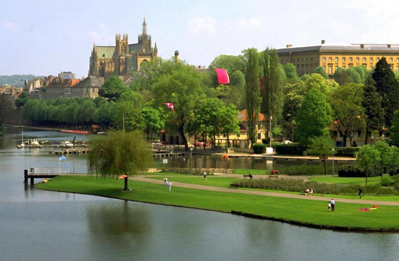 Serenity Bed Palace 2 Metz Gare Экстерьер фото